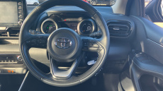 Toyota Yaris 1.5 Hybrid Design 5dr CVT Hybrid Hatchback